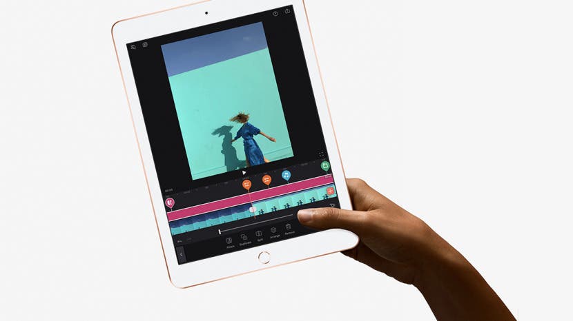 Первый iPad был выпущен 3 апреля 2010 года, и в настоящее время Apple предлагает три разные модели iPad: недавно анонсированный 9,7-дюймовый iPad 2018, 10,5-дюймовый и 12,9-дюймовый iPad Pro и 7,9-дюймовый iPad mini